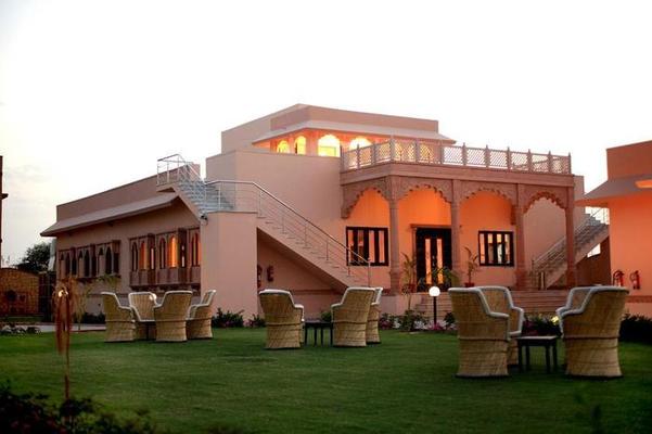Thar Oasis Resort & Camp